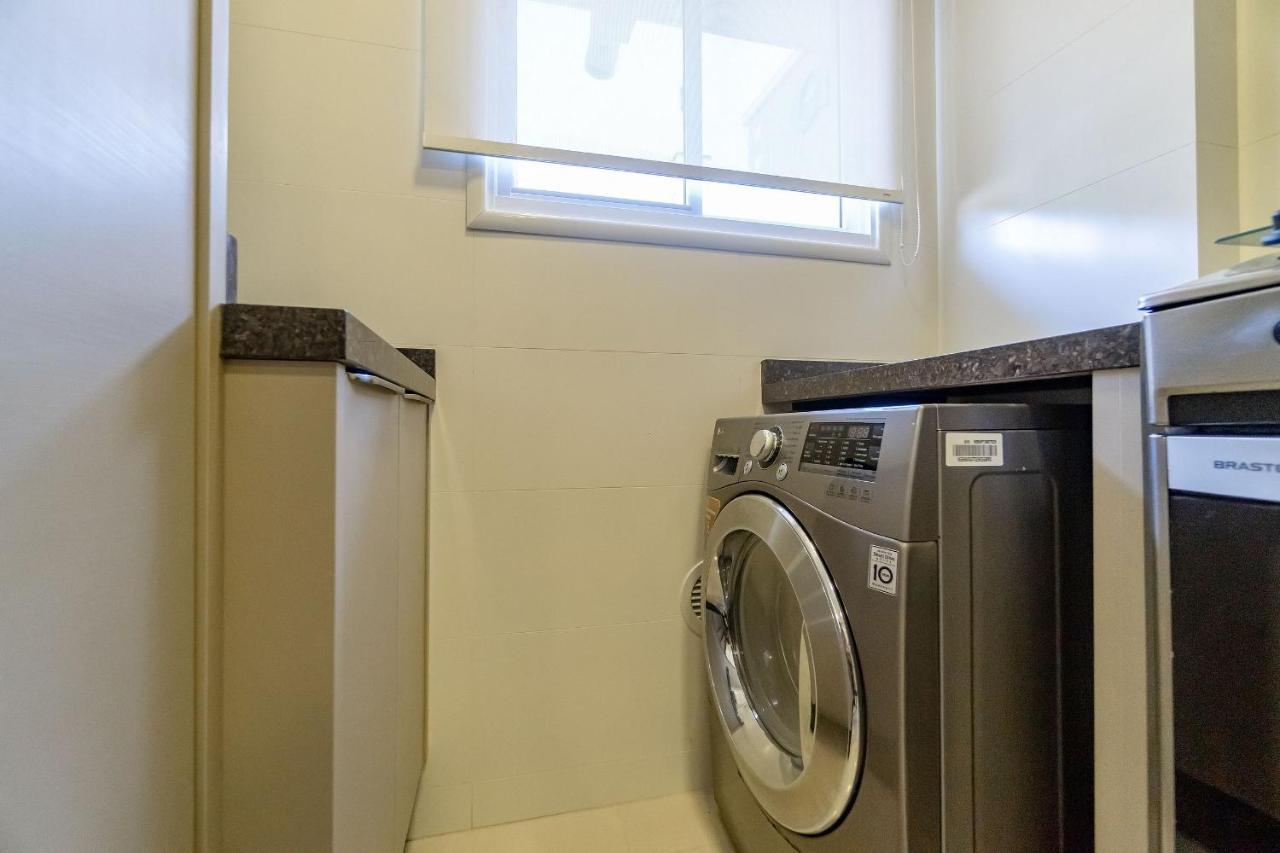 Apartment Varandas Do Atlantico: Beachfront Comfort Bombinhas