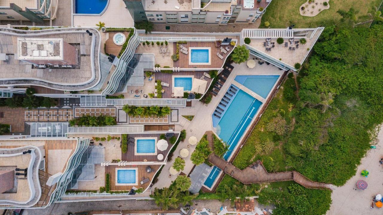 Varandas Do Atlantico: Beachfront Comfort Bombinhas